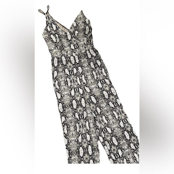 Hyfve strappy snakeskin jumpsuit with tie belt, size L one piece summer NWOT - Picture 3 of 7